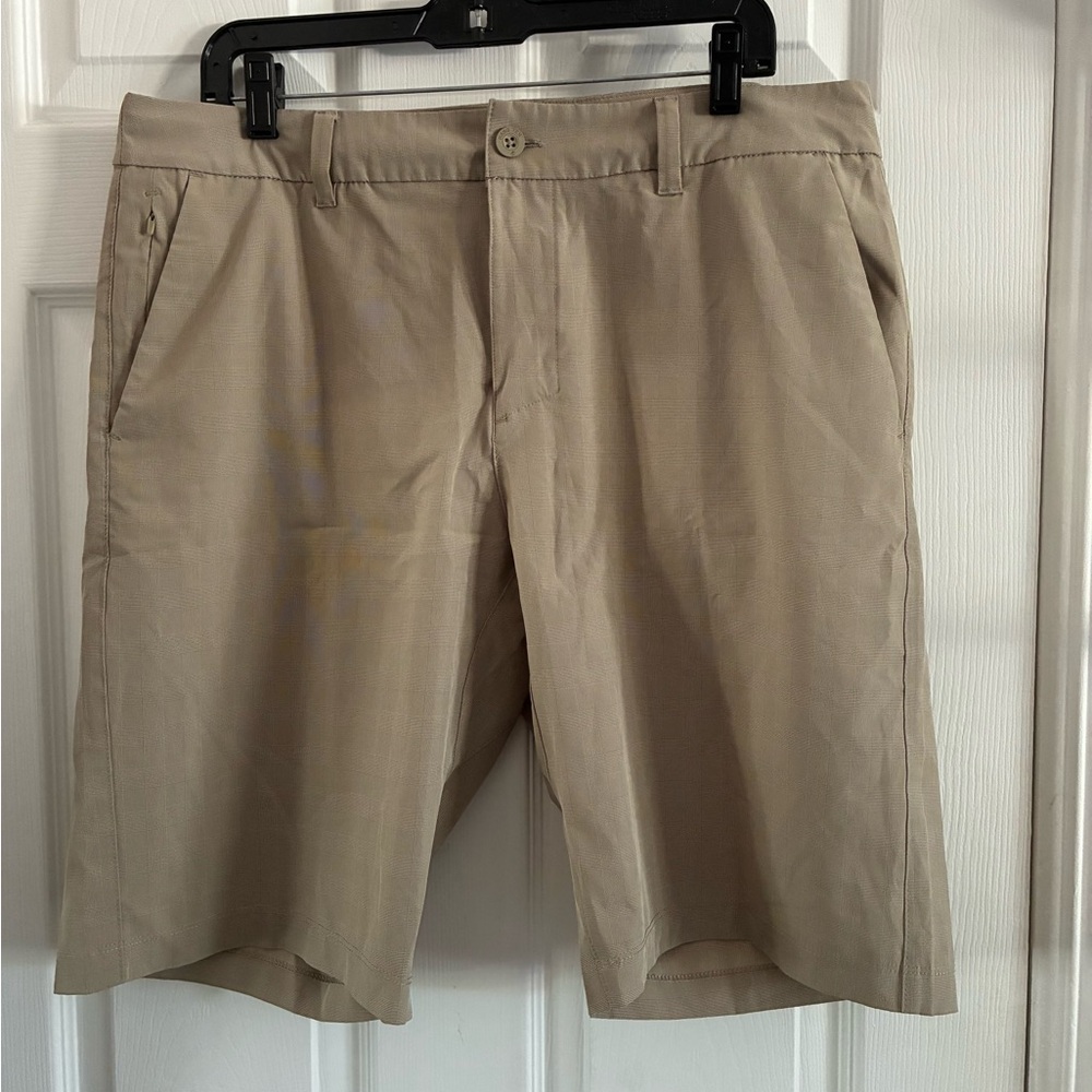 Hang Ten Men's Beige Flat Front Shorts